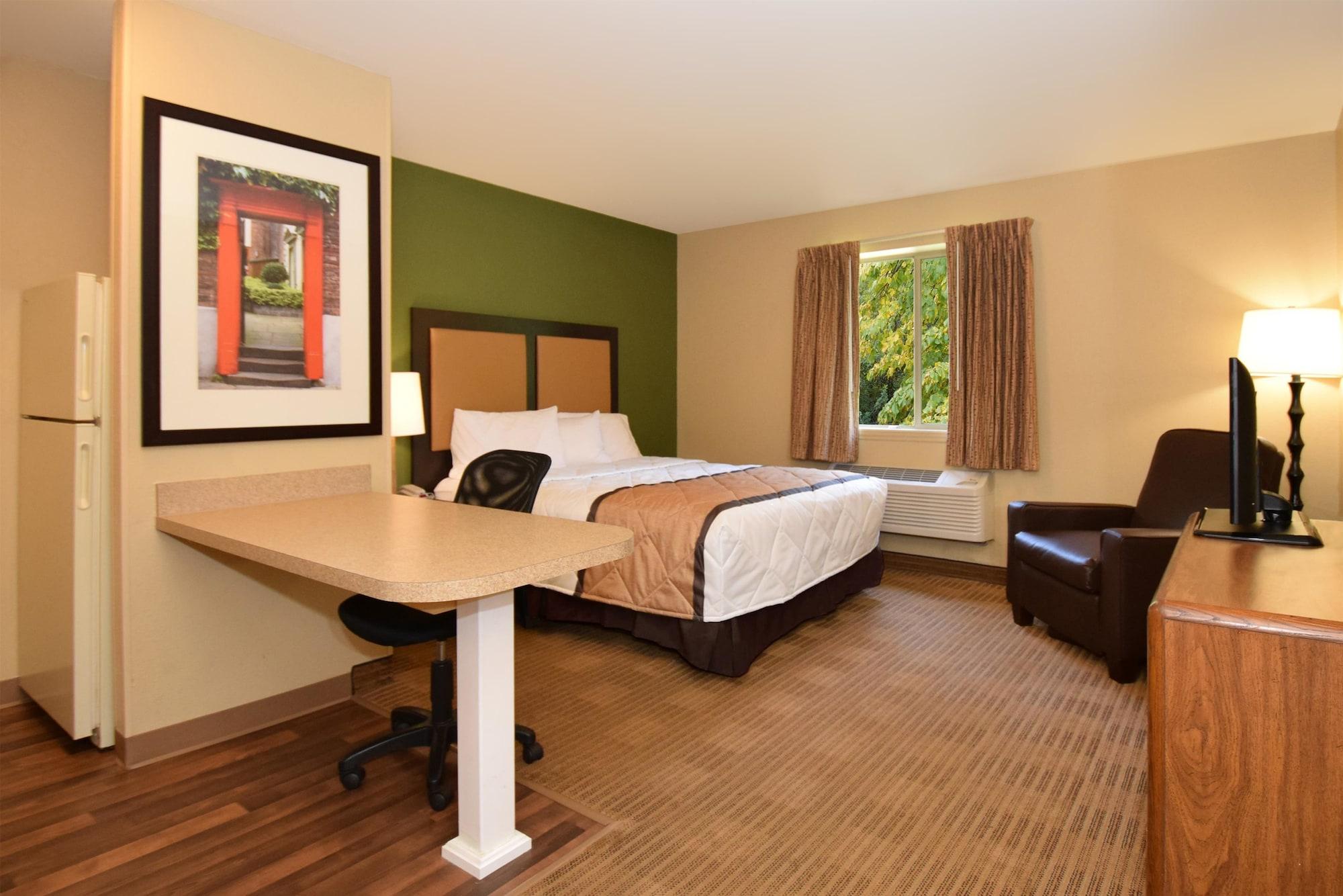 Extended Stay America Select Suites - Rockford - State Street Exterior foto